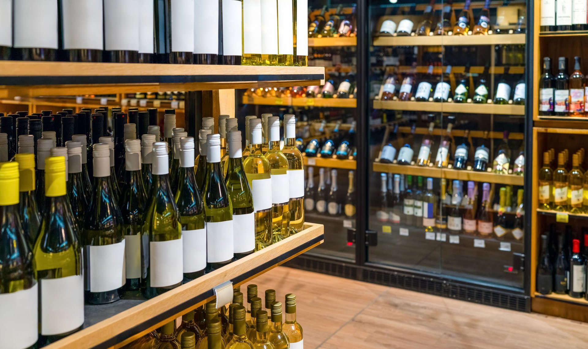 640 Liquor Store interior